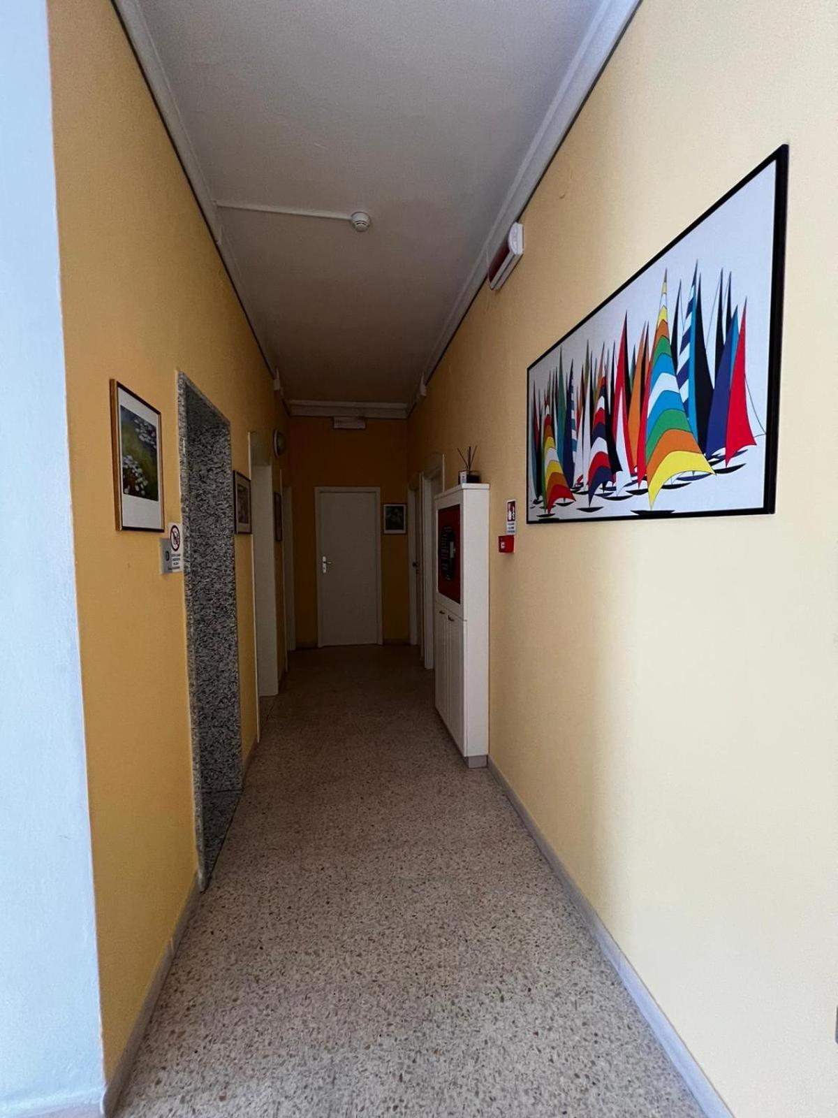 Hotel Till Rimini Esterno foto